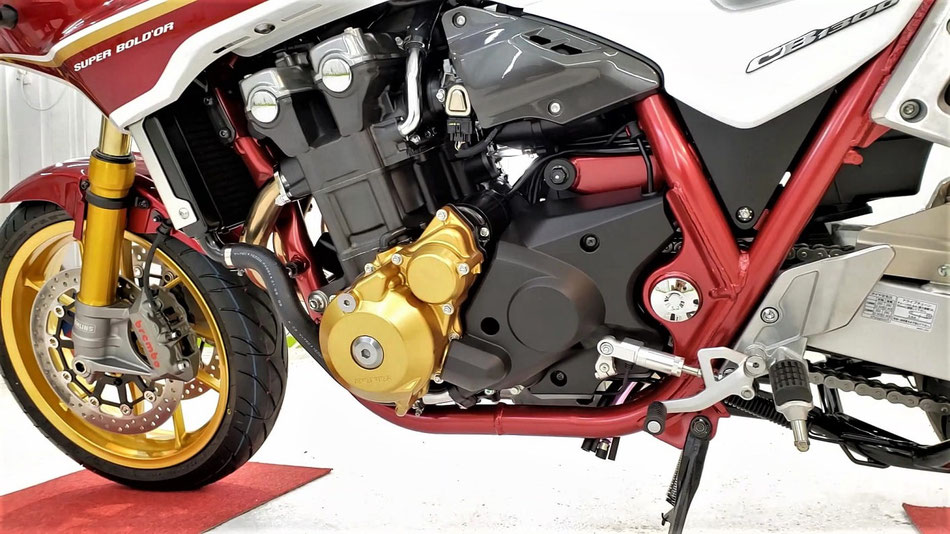 cb1300sbspのガラスコーティング施工後 限定車らしい特別カラーが冴える
