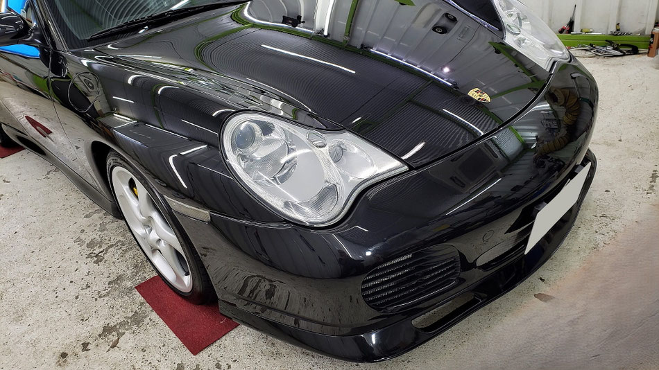 996ターボ・バサルトブラックの艶出しコーティング完成