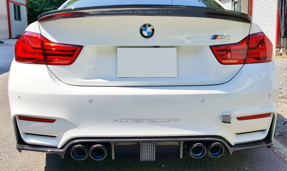 M4パフォーマンスエディションのリア周り 埼玉の車磨き専門店