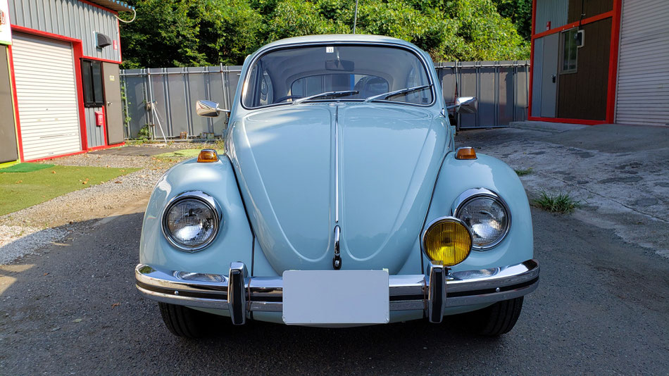 ビートルタイプ1 ダイヤモンドブルーにザイモールワックス施工後の艶 埼玉所沢・三芳の車磨き専門店・アートディテール