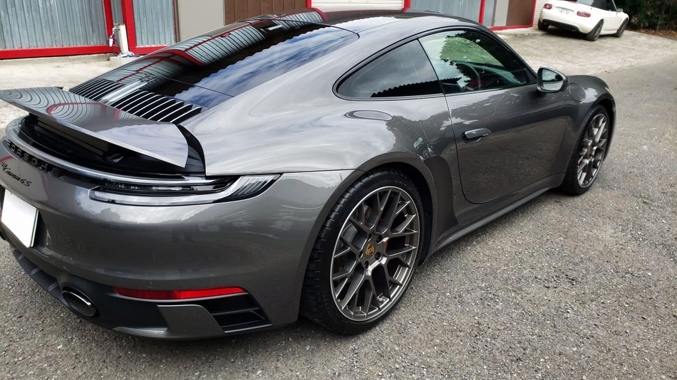 ９９２C4ｓアゲートグレーのボディコーティング完成