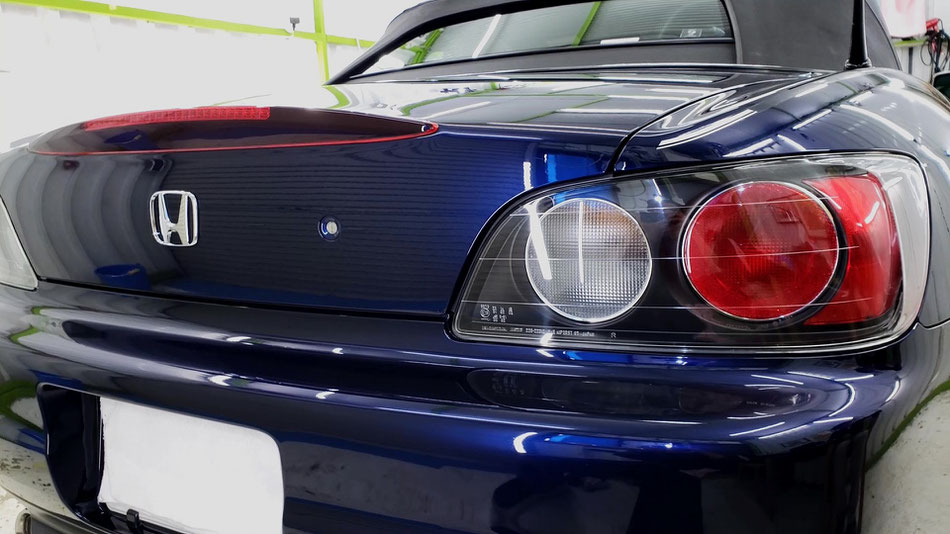 s2000磨き後のリア周りのローヤルネイビーブルーの光沢