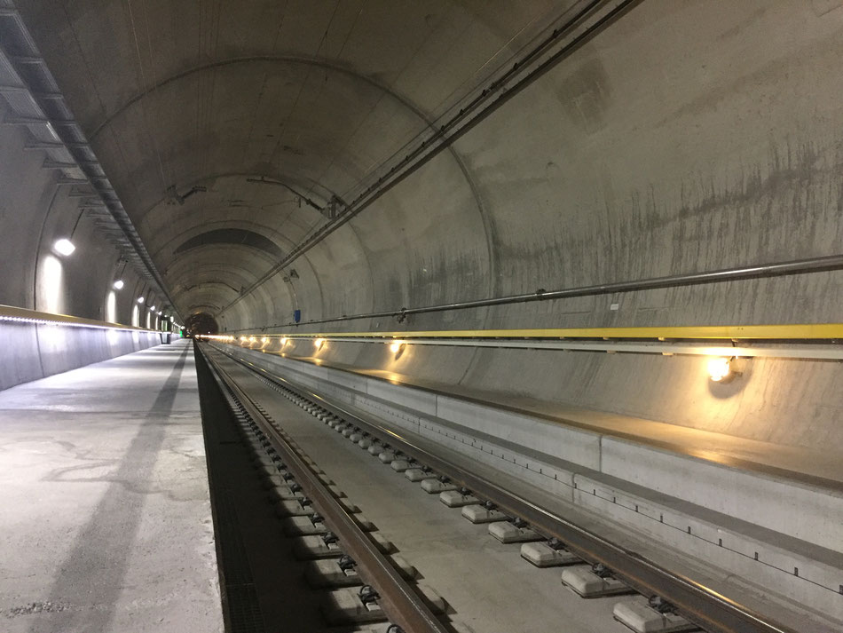 Gotthardbasistunnel (GBT) im November 2016, ca. 1 Monat vor offizieller Inbetriebnahme