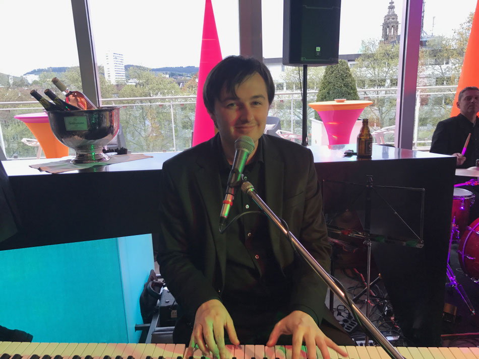Jazzmusik und Hintergrundmusik von  Florian Geibel