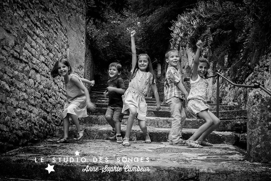 Séance Famille Pesmes Côte d'Or Photographe Dijon le Studio des Songes Anne-Sophie CAMBEUR