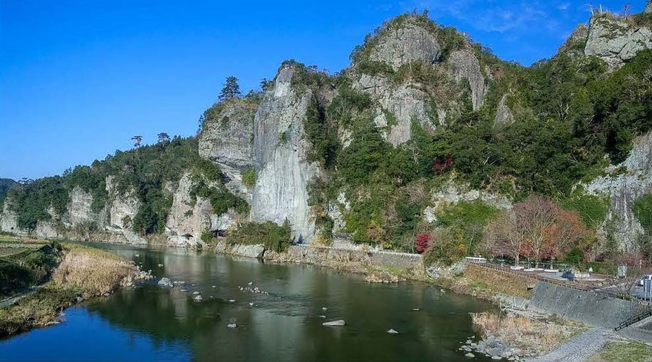 Aonodomon Cave