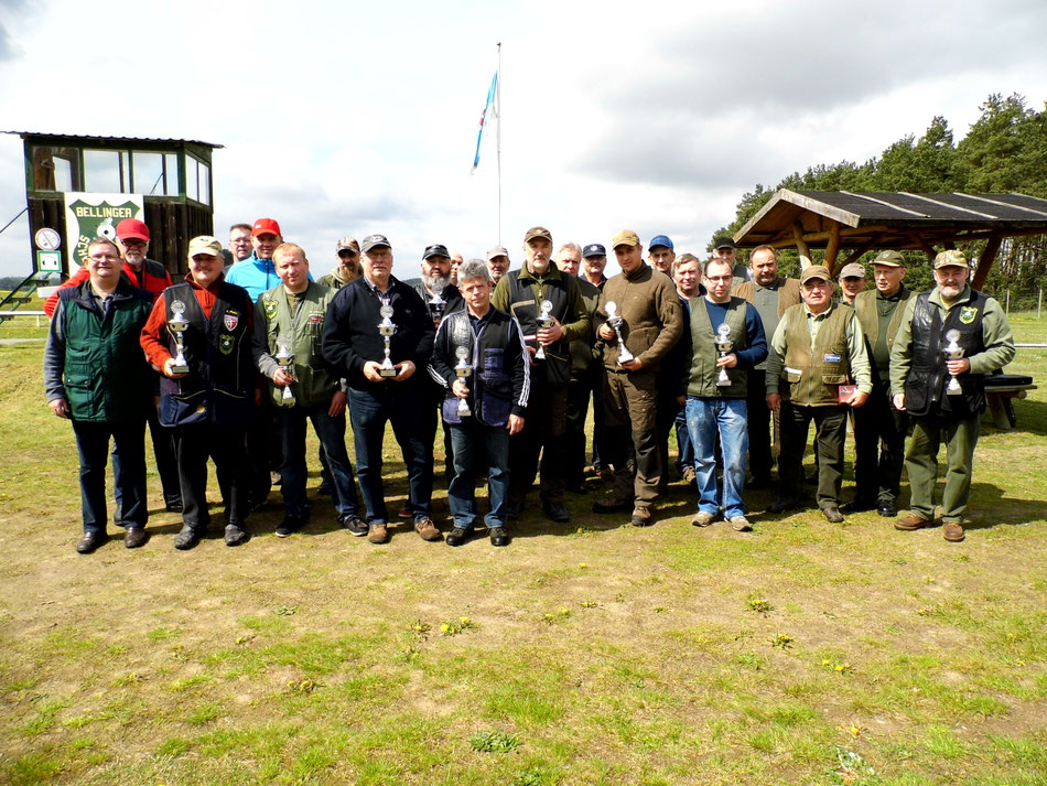 Teilnehmer des 21. Bellinger Maipokal Trap am 06.05.2017