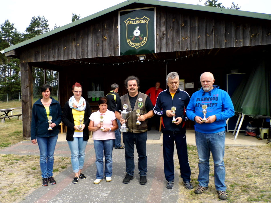 Pokalgewinner beim Bellinger Luftgewehrschießen 2016