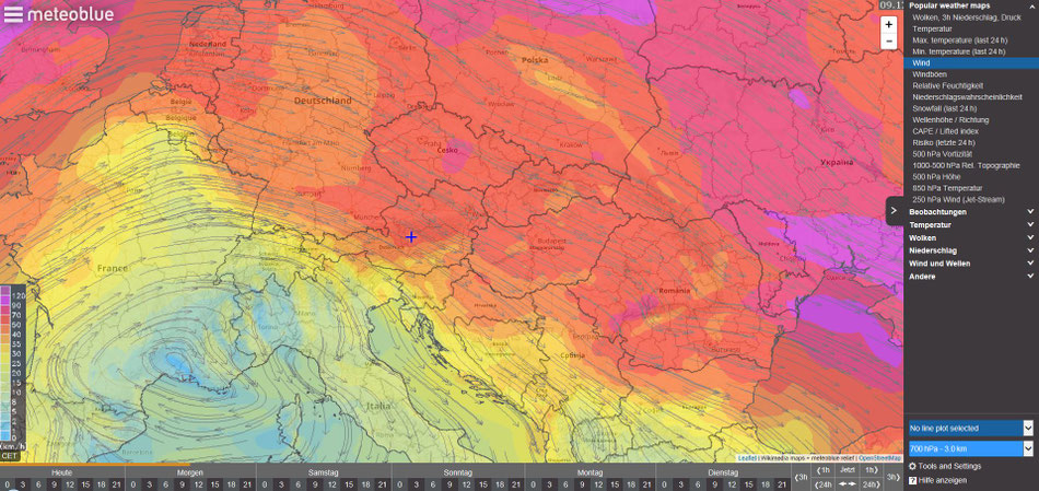 08Windrichtung/Stärke  (POPULAR WEATHER) -> Wind -> No line plot selected -> 700hPa -3.0 km