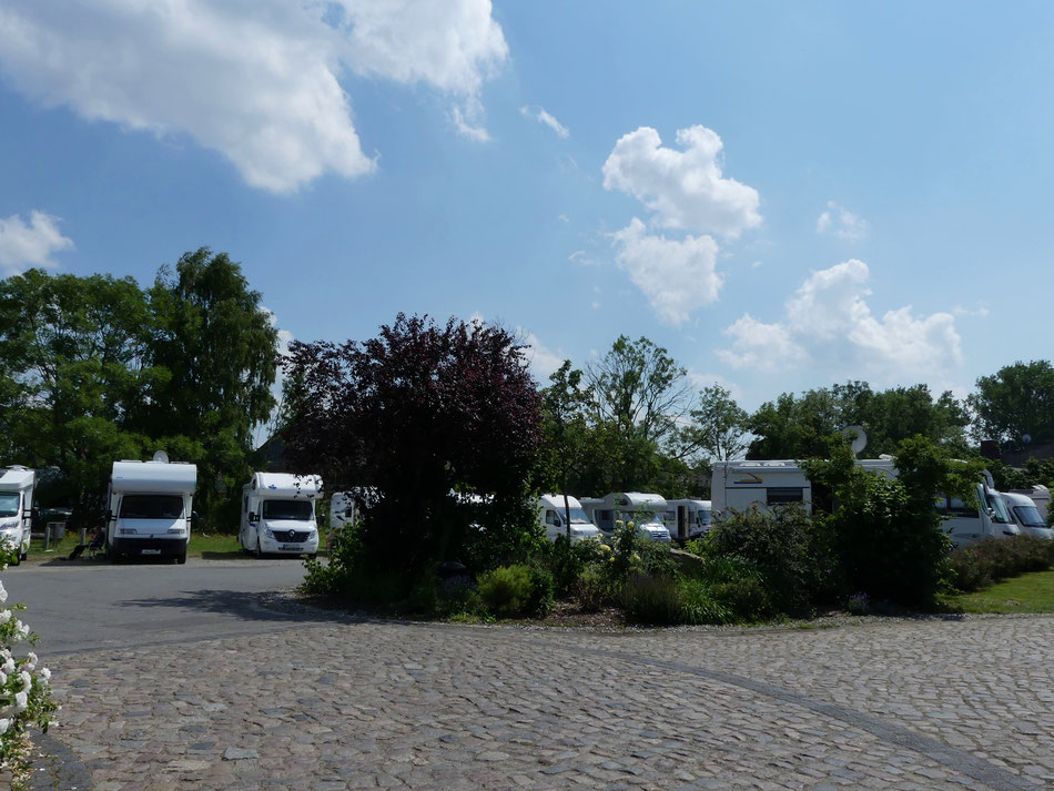 Leni und Toni mit dem Wohnmobil an Deutschlands Ostseeküste unterwegs Hansestadt Wismar