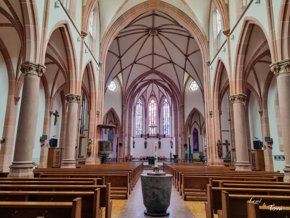 Die katholische Pfarrkirche St. Peter und Paul