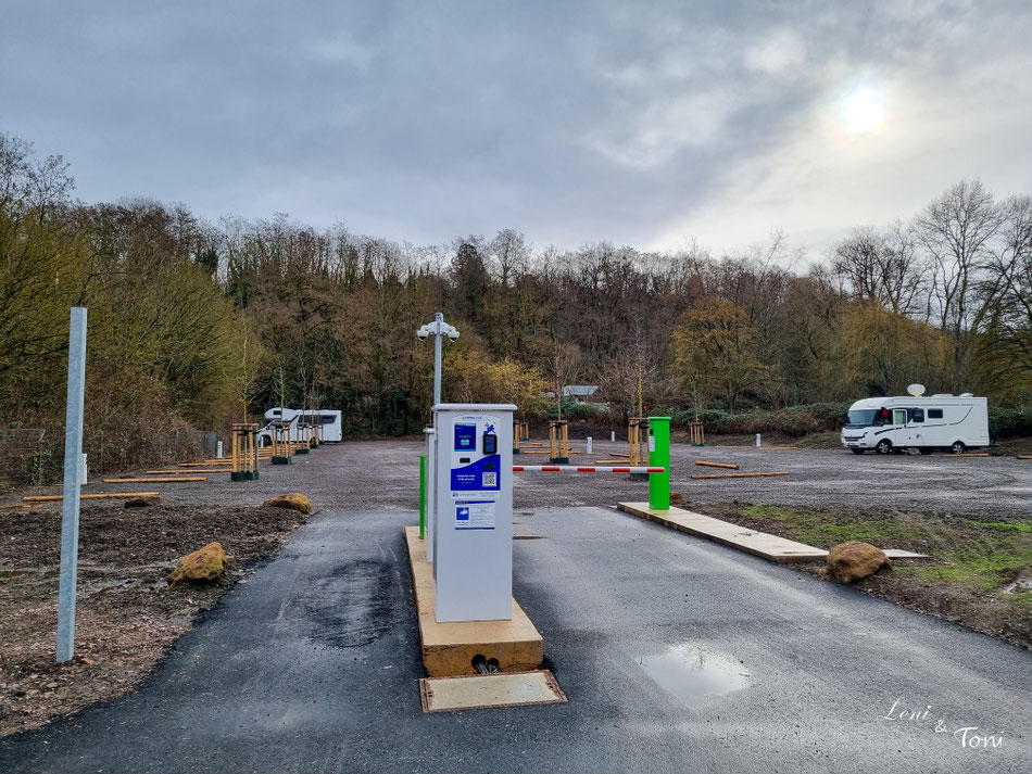 Die Zufahrt zum Wohnmobilstellplatz in Saarbrücken