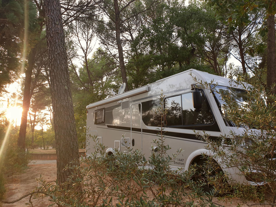 mit dem Wohnmobil nach Südfrankreich Provence Roussillon Campingplatz