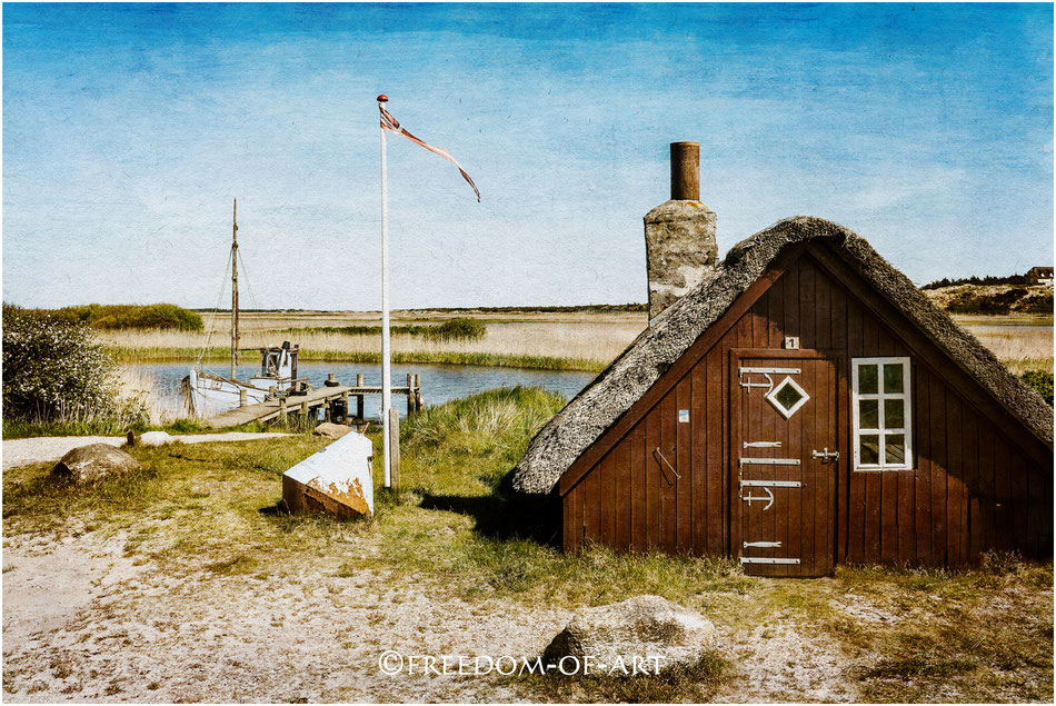 Pittoreskes Fischerhäuschen am RingkØbing Fjord