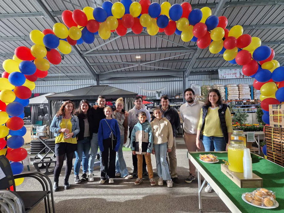 Le marché aux affaires fête son septième anniversaire.