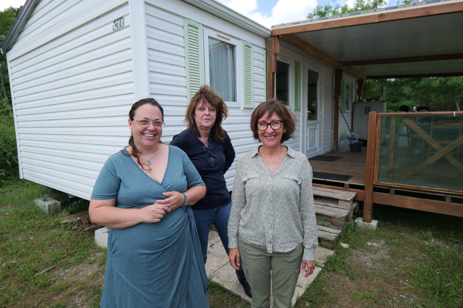 Sarah Bordessoules, Carmilla Le Fel et Nathalie Serra Manenq sont mobilisées au sein du refuge./Photo LB.