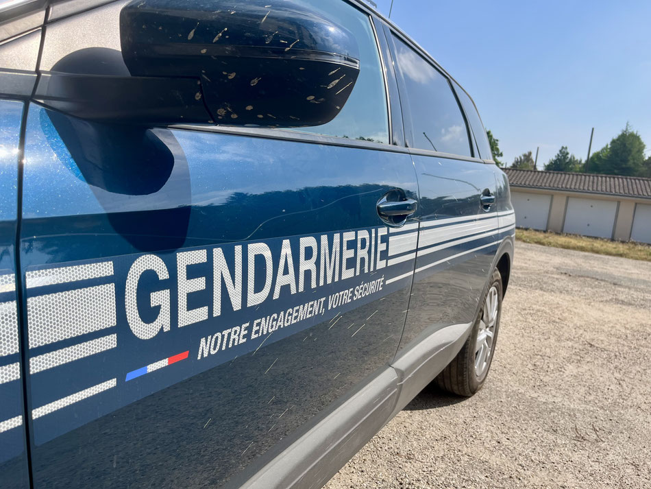 La brigade de gendarmerie de Belin-Béliet recherche des informations sur l'automobiliste qui a percuté un piéton vendredi soir dernier./Photo d'illustration LB. 