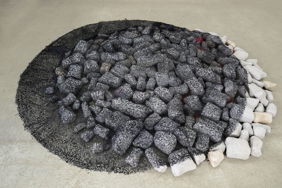 notion, o.T., ground work with silicone weaving in black, tulle coloured, 3 diameter, 2023