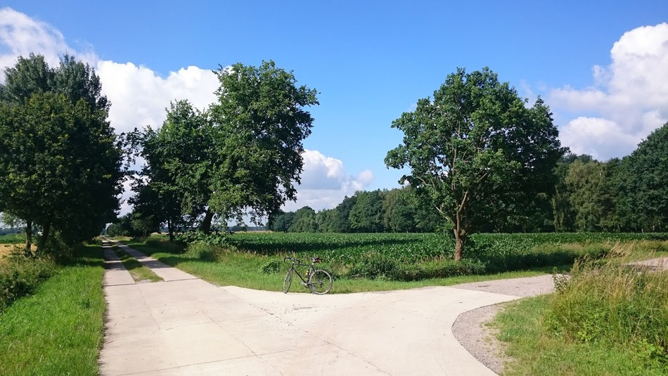 Am Radwanderweg "Alte Salzstraße"