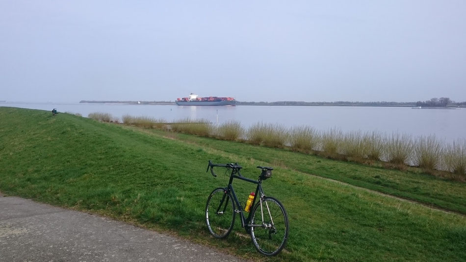 Norwid Rennrad Elbe Stade Hamburg Radtour