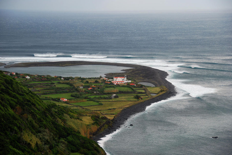 Sao Jorge: Faja da Caldeira de Santo.
