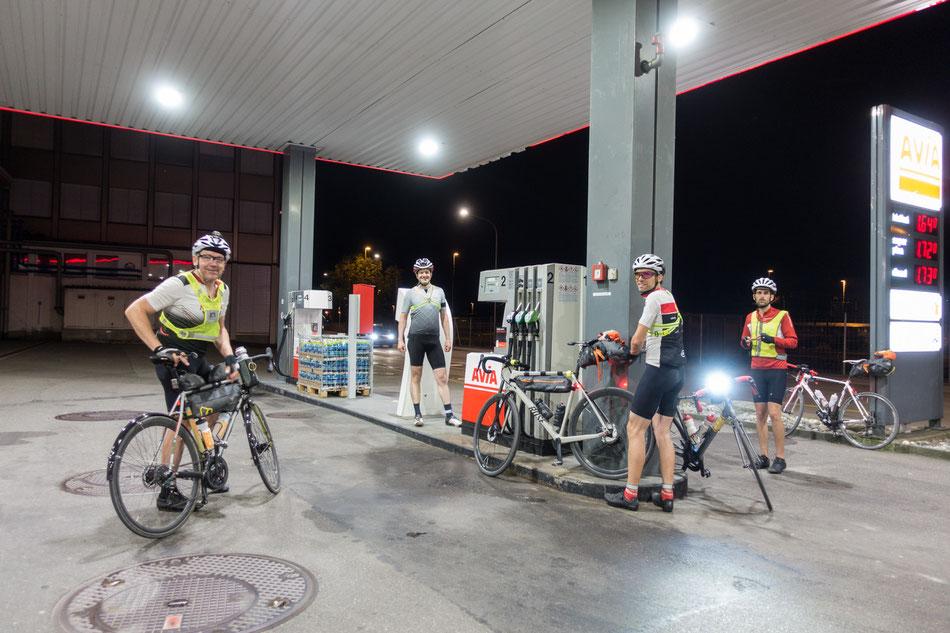 Zwischenstopp an Tankstelle in St. Gallen