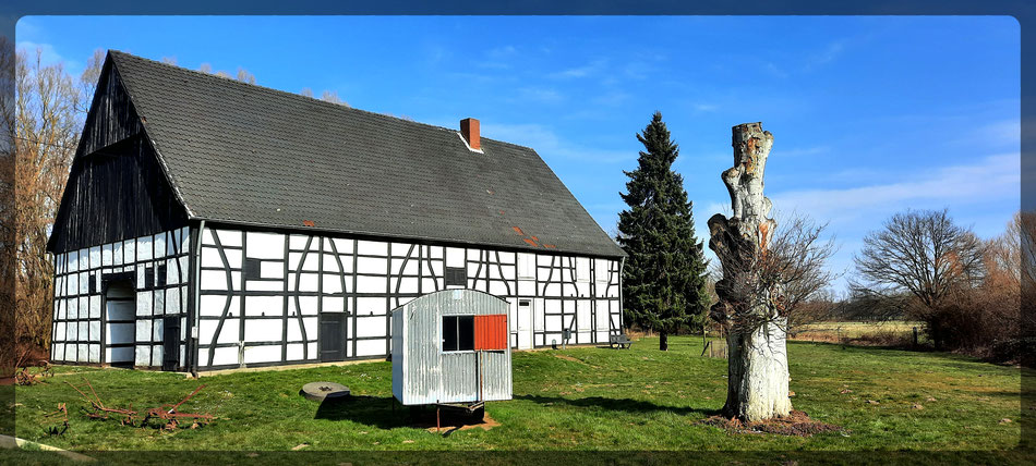 Bauernhaus-Museum und Bienenmuseum bei der Wasserburg Kemnade