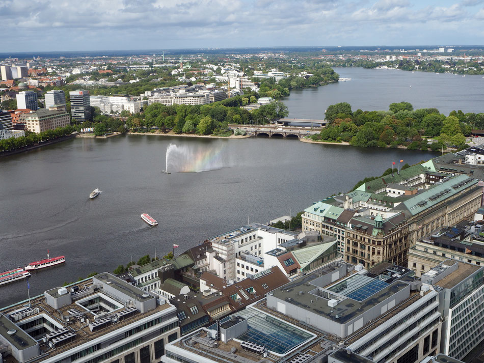 Blick auf die Alster ein Nebenfluss der Elbe