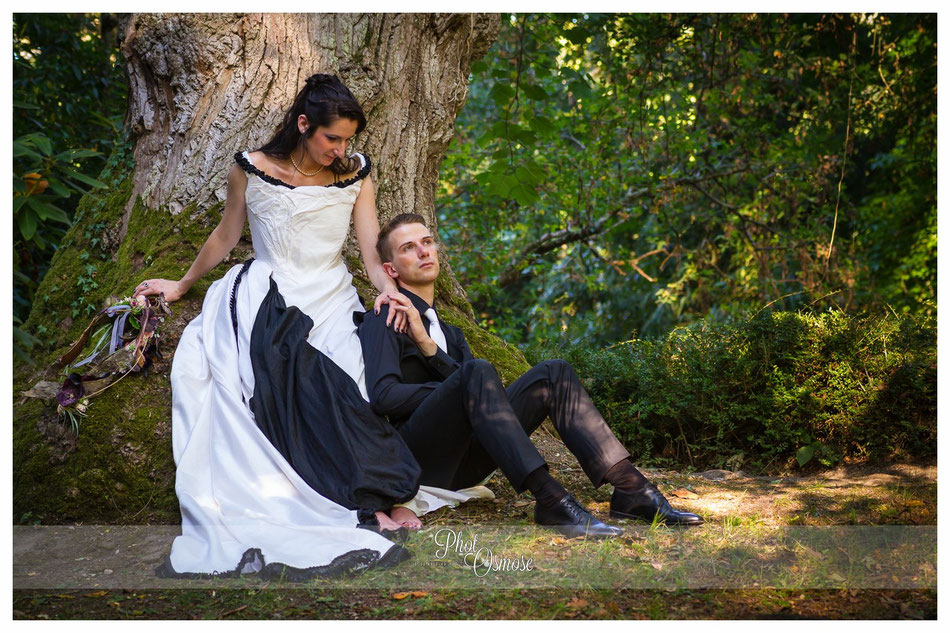 Couple de mariés à L'Arboretum de Balaine