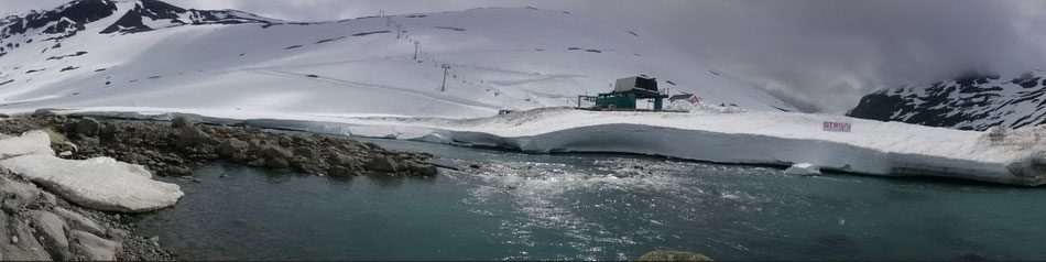 Skibetrieb auf Gamle Strynelfjellvegen