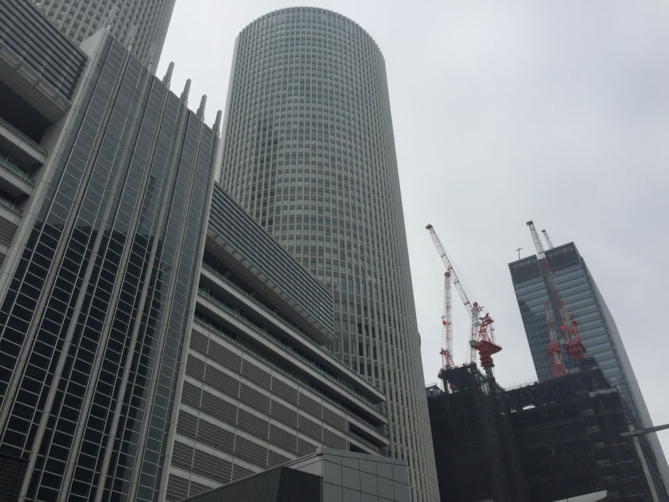 名古屋駅前