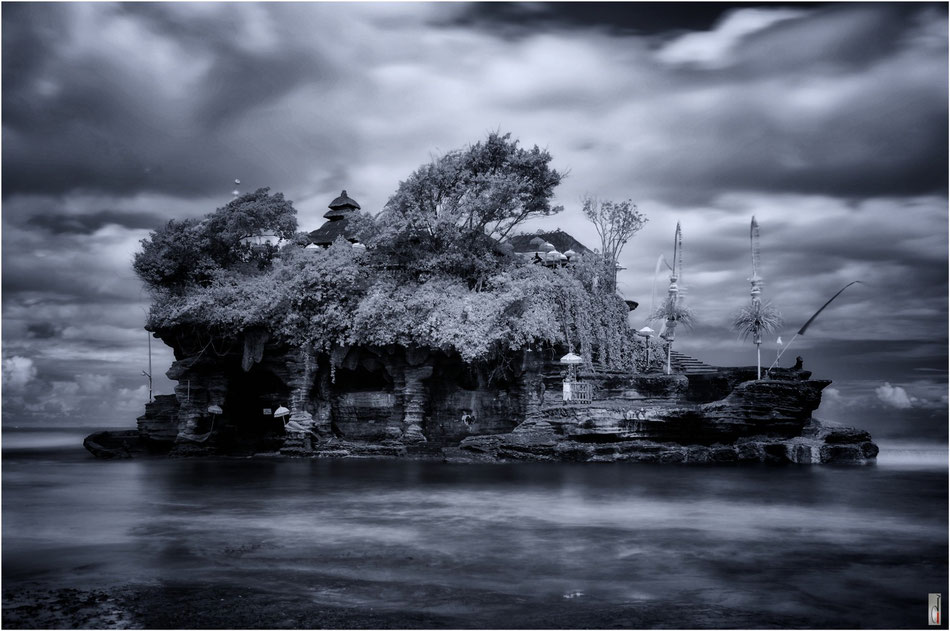 PURA TANAH LOT (BALI/INDONESIA) / 2010