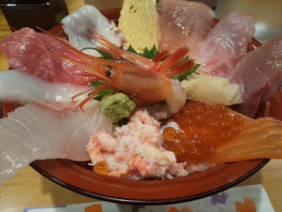 魚旨　海鮮丼