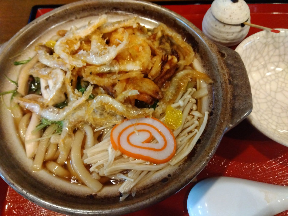 食堂　天保　白えびかき揚げ鍋焼きうどん