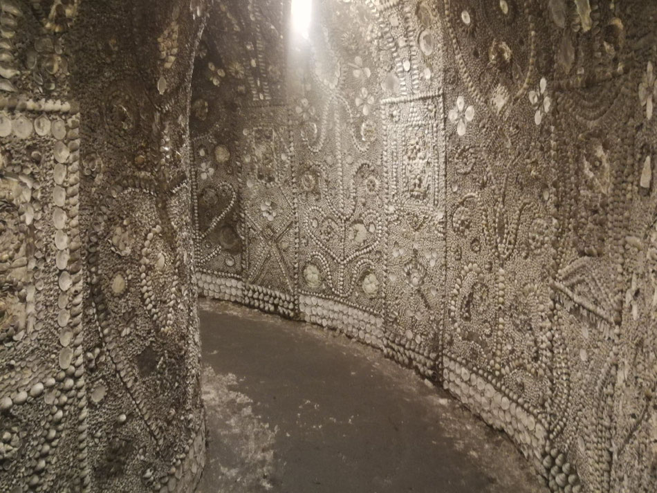 The Incredible Walls of the Shell Grotto. Photo: E Duffy
