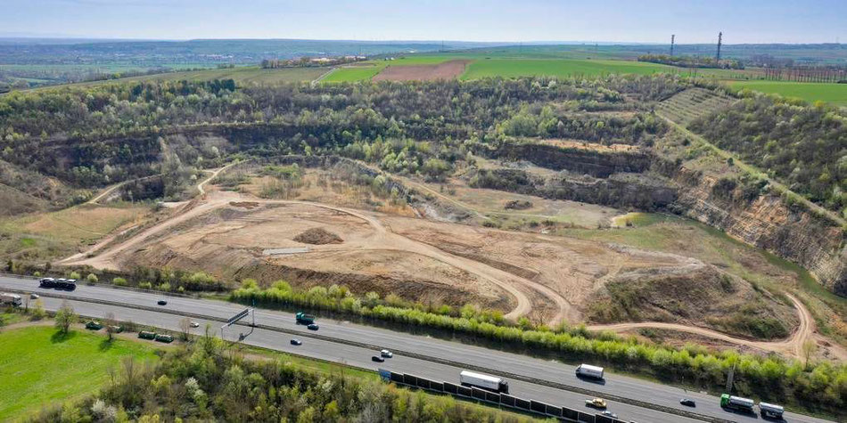 11,2, Hektar des rund 56 Hektar großen Steinbruchs sollten eigentlich für mineralische Abfälle zur Verfügung gestellt werden. Nun soll das Vorhaben abgeblasen werden. (Foto: Sascha Kopp)