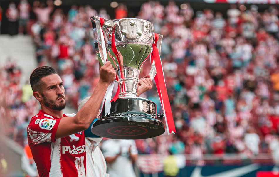 Atletico de madrid, futbol, fotografia deportiva, koke, campeon de liga, campeones, trofeo, copa, metropolitano, rojiblancos, capitán, tania delgado fotografia, madrid, la liga, la liga santander, lfp, españa