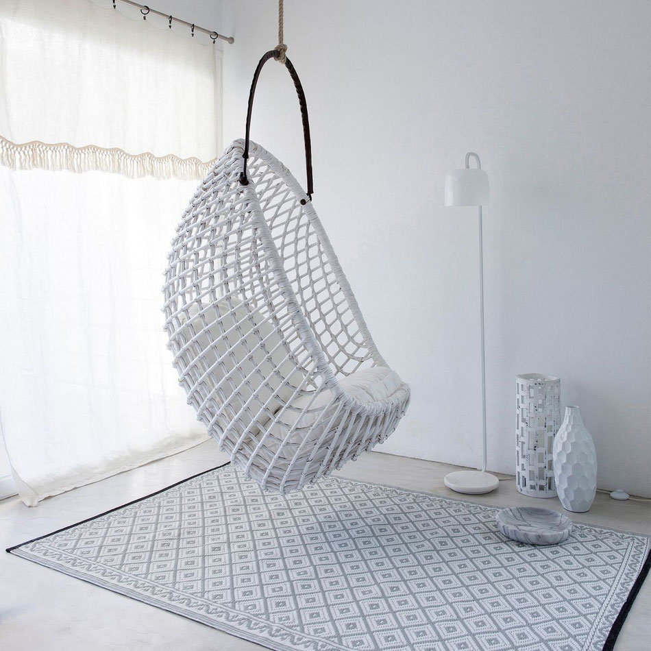 Danaé Balland décoration blog rotin fauteuil swing AM PM