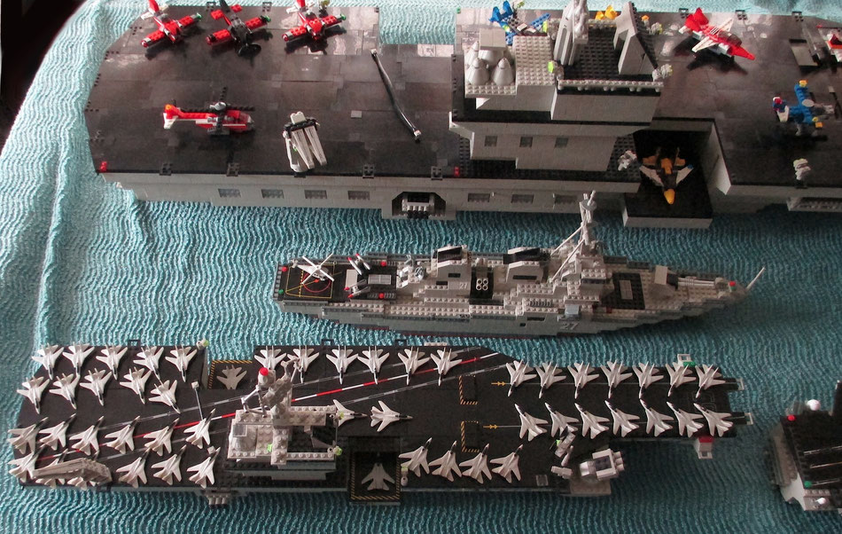 USS Kitty Hawk megabloks probuilder double size lego compatible