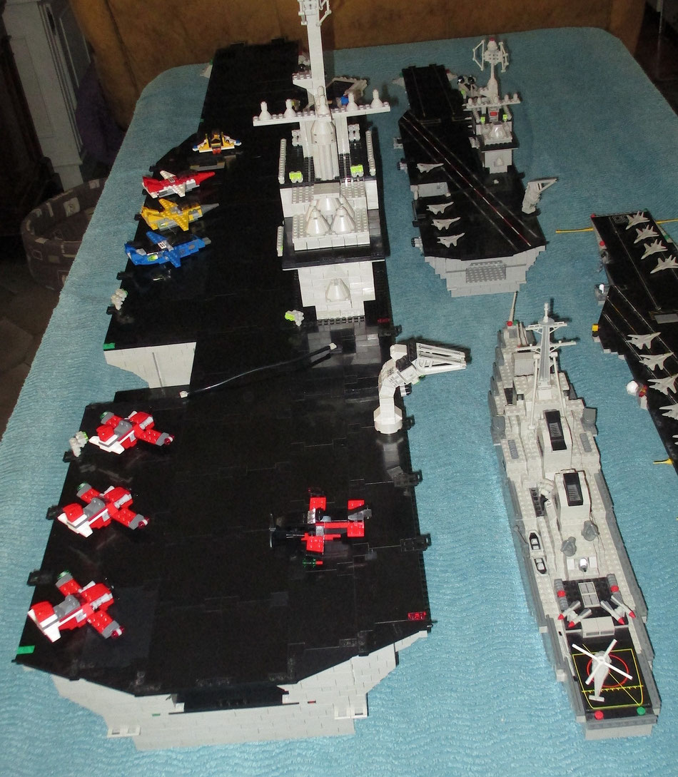 USS Kitty Hawk megabloks probuilder double size lego compatible