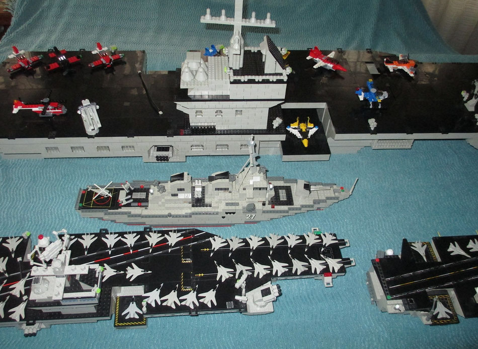 USS Kitty Hawk megabloks probuilder double size lego compatible