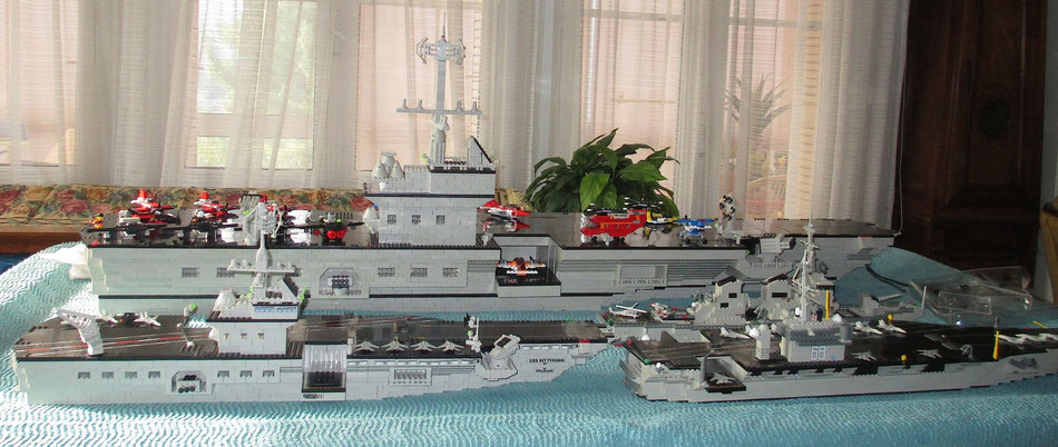 USS Kitty Hawk megabloks probuilder double size lego compatible