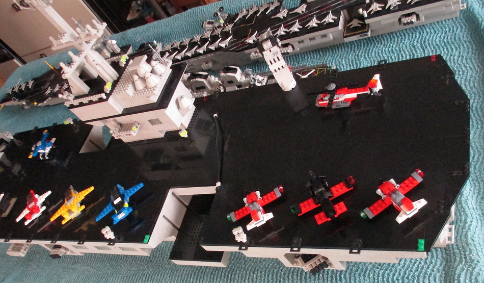 USS Kitty Hawk megabloks probuilder double size lego compatible