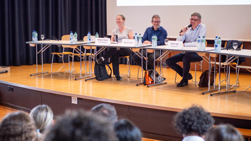 Maurice Velati als Moderator Podium Politik Aarau Aargau