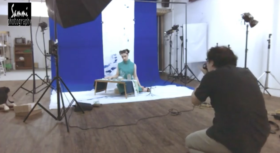 Please click to watch! The live stream of Sammi Fang's Studio Shooting Fashion Photography live stream workshop Model: Lucrezia Mazzeschi MUA: Chih Chi Chang Photographer: 謝文禎 Presenter/Photographer: Sammi 方尚瀚 (Sammi Fang) Fashion Brand: 洛陽春 蘇玟瑜 L