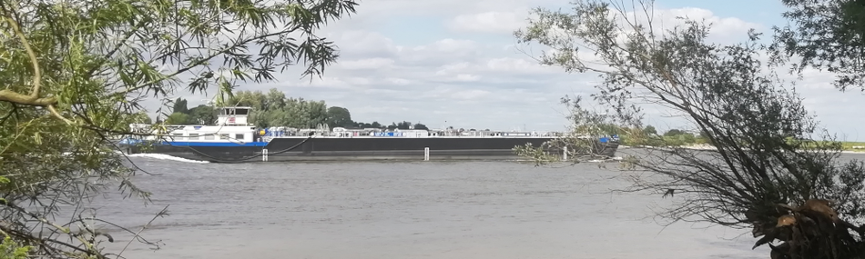 In en om het water