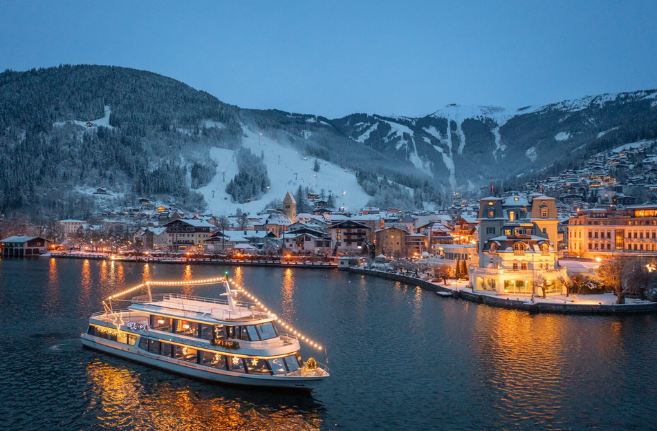 Stimmungsvolle Sternenschifffahrten auf dem Zeller See: Ein Highlight der Wintersaison vom 30. November 2025 bis 6. Jänner 2026.