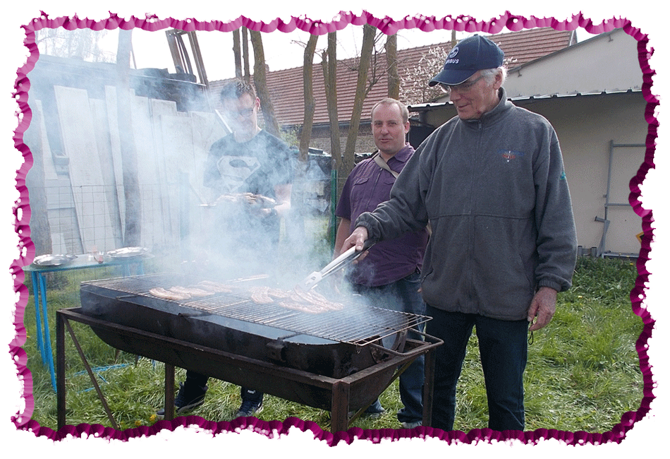 Dimanche 15 avril tous les tireurs de la Fraternelle sont venus en famille au traditionnel barbecue qui clôture la saison 10 mètres 2017/18.