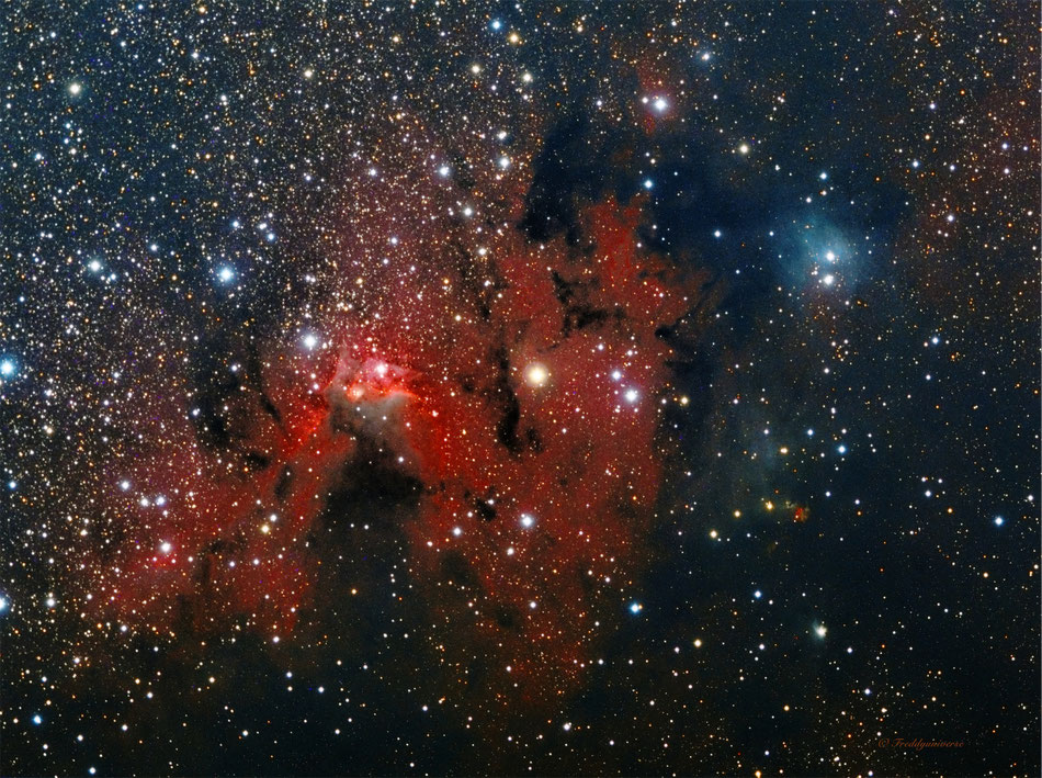 Nebulosa de La Caverna (SH2-155)