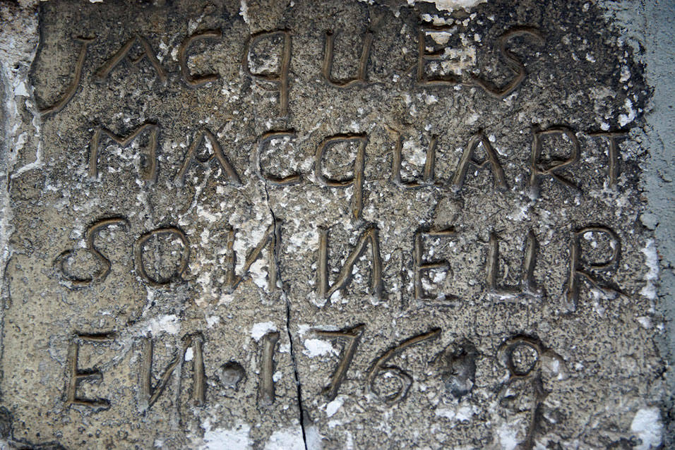 Somme-Suippe, église saint Pierre - Jacques Macquart, sonneur en 1609